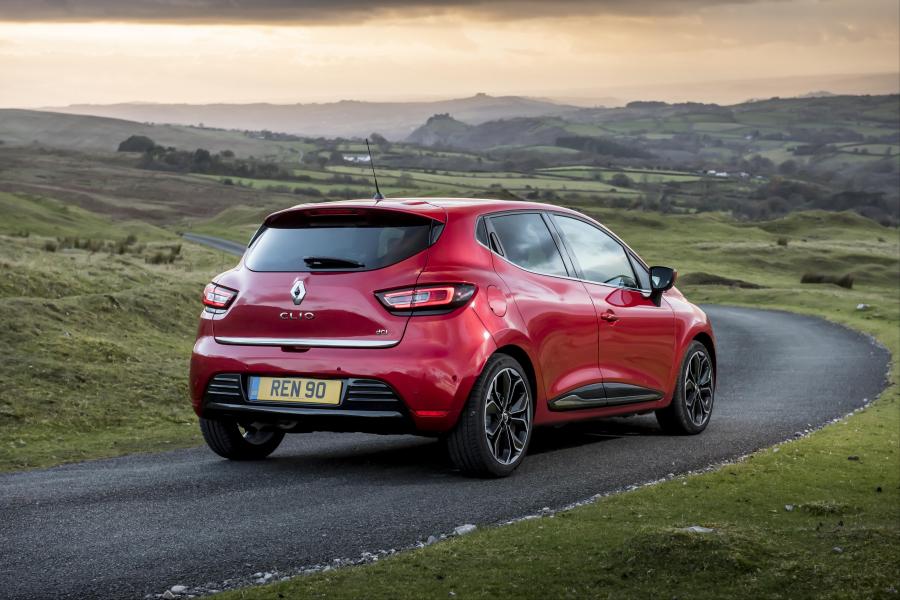  Renault Clio 2016 года  (UK) (фото 9 из 31)